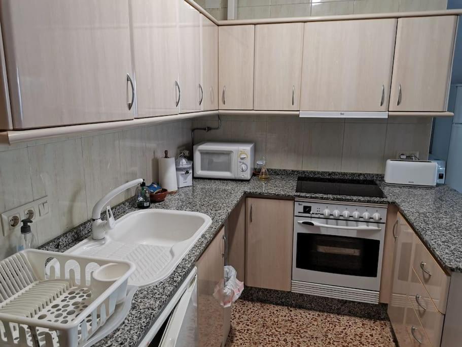 Cosy Flat With A Large Terrace Facing The Sea La Manga del Mar Menor