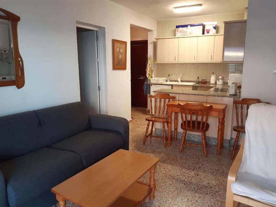 Cosy Flat With A Large Terrace Facing The Sea *